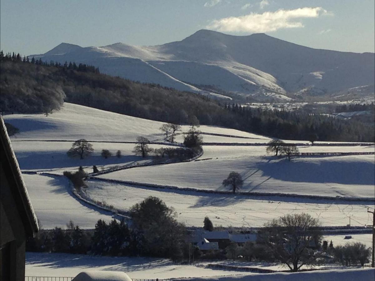 Cosy Arts & Crafts Cottage With Stunning Views Brecon Esterno foto