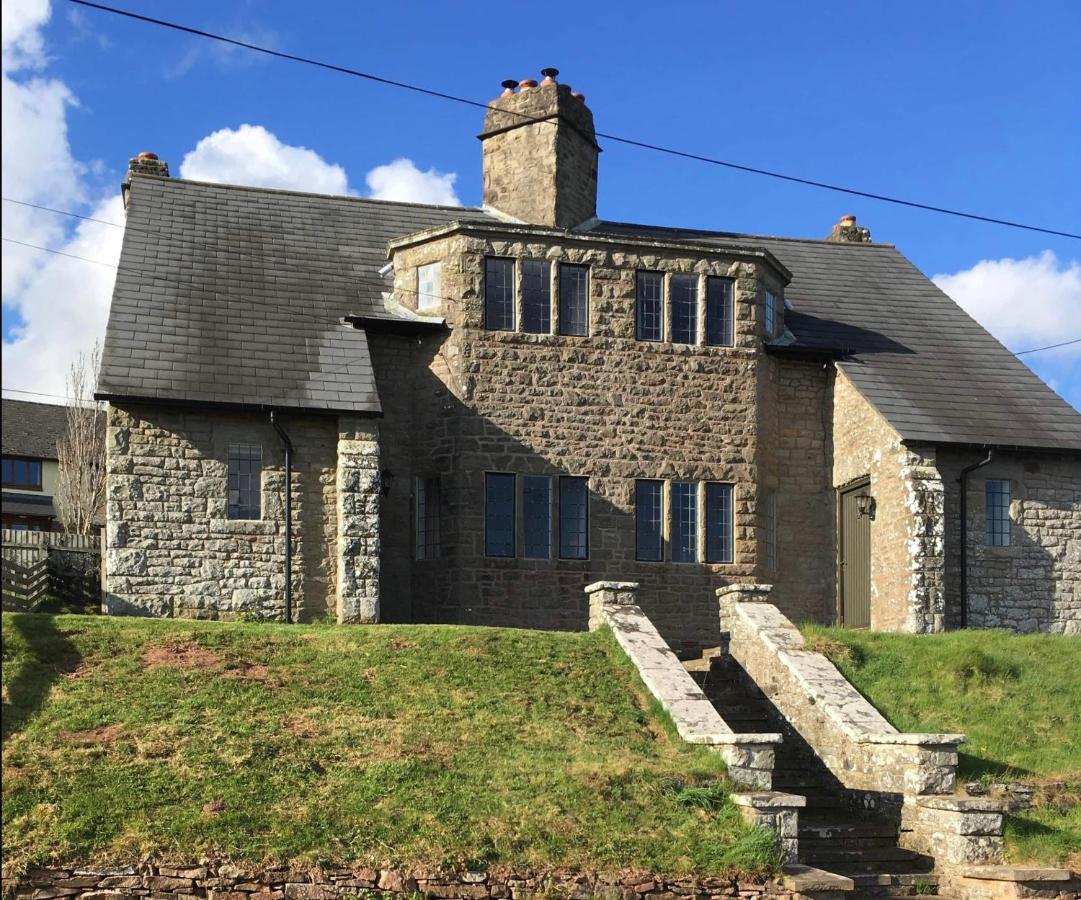 Cosy Arts & Crafts Cottage With Stunning Views Brecon Esterno foto