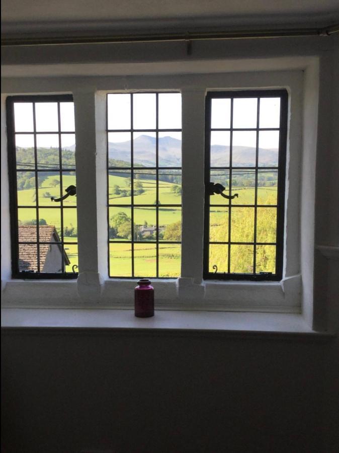 Cosy Arts & Crafts Cottage With Stunning Views Brecon Esterno foto